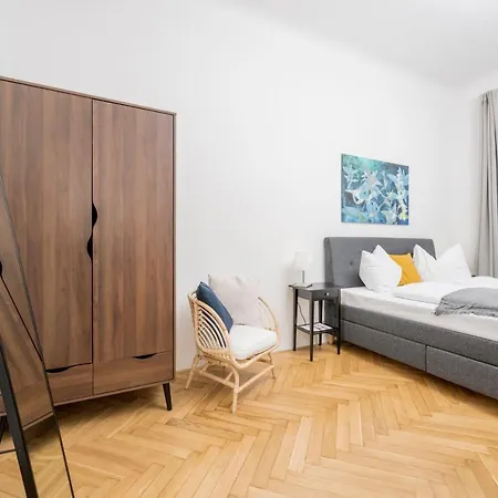 Anna And Friends * Štýrský Hradec