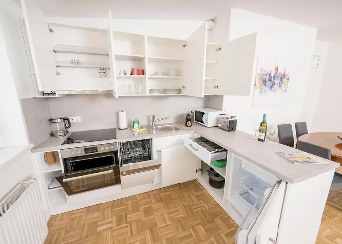 Anna And Friends Apartment *