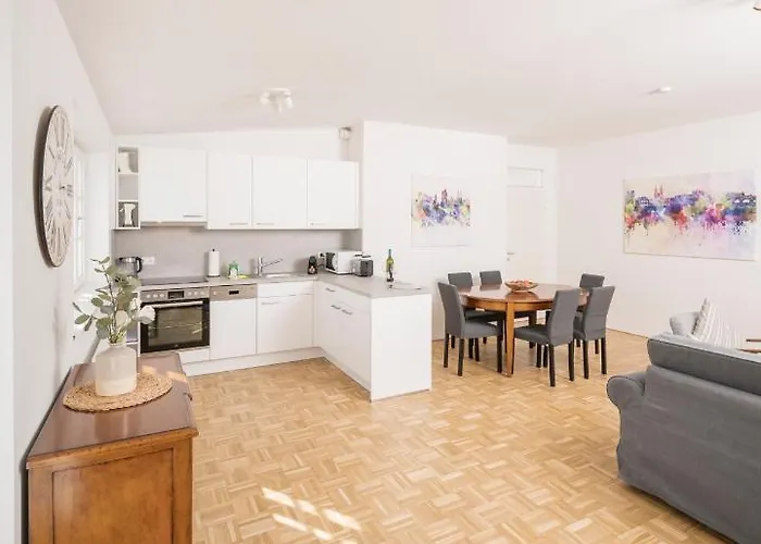 Anna And Friends Apartment